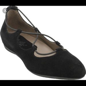 Earthies Essen Ghillie Flat